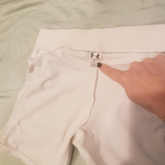 Sm Under Armor Compression Shorts - Picture 4 of 5